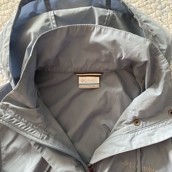 Women’s Columbia Windbreaker Jacket - Picture 6 of 6